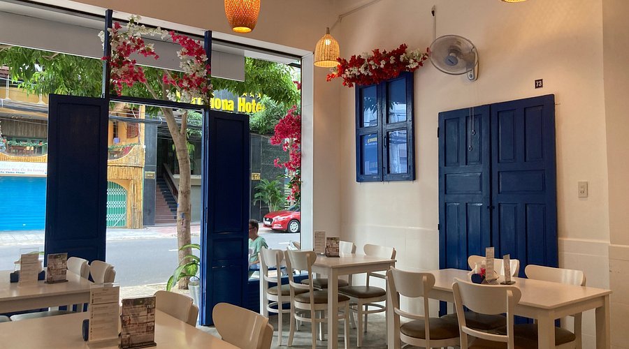 Где поесть в Нячанге 2025: Топ-10 лучших ресторанов и кафе (вкусно, недорого, проверено туристами) 5 mix greek restaurant nha trang skidka